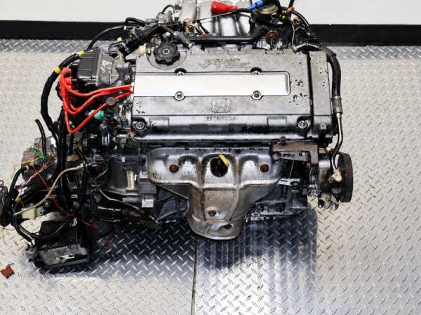 1994-1995 Acura Integra B18C 1.8L DOHC VTEC Engine & 5 Speed LSD Y21 Transmission Swap JDM