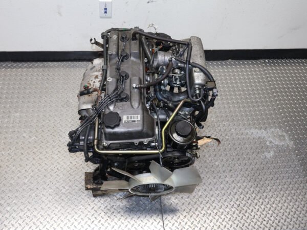 1995-1996 Toyota Tacoma / 4Runner / T100 JDM 3RZ-FE 2.7L Inline-4 DOHC Distributor Type Engine