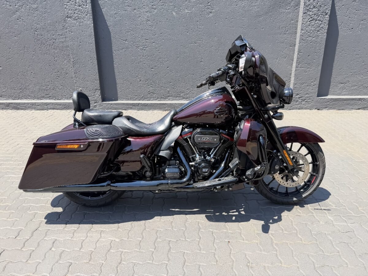 2019 CVO Street Glide 131