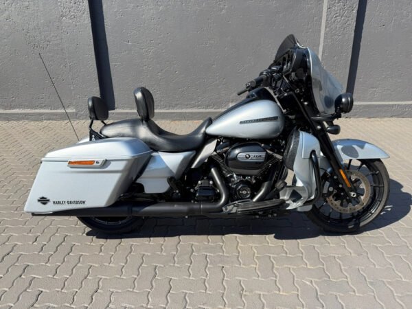 2019 Street Glide 114